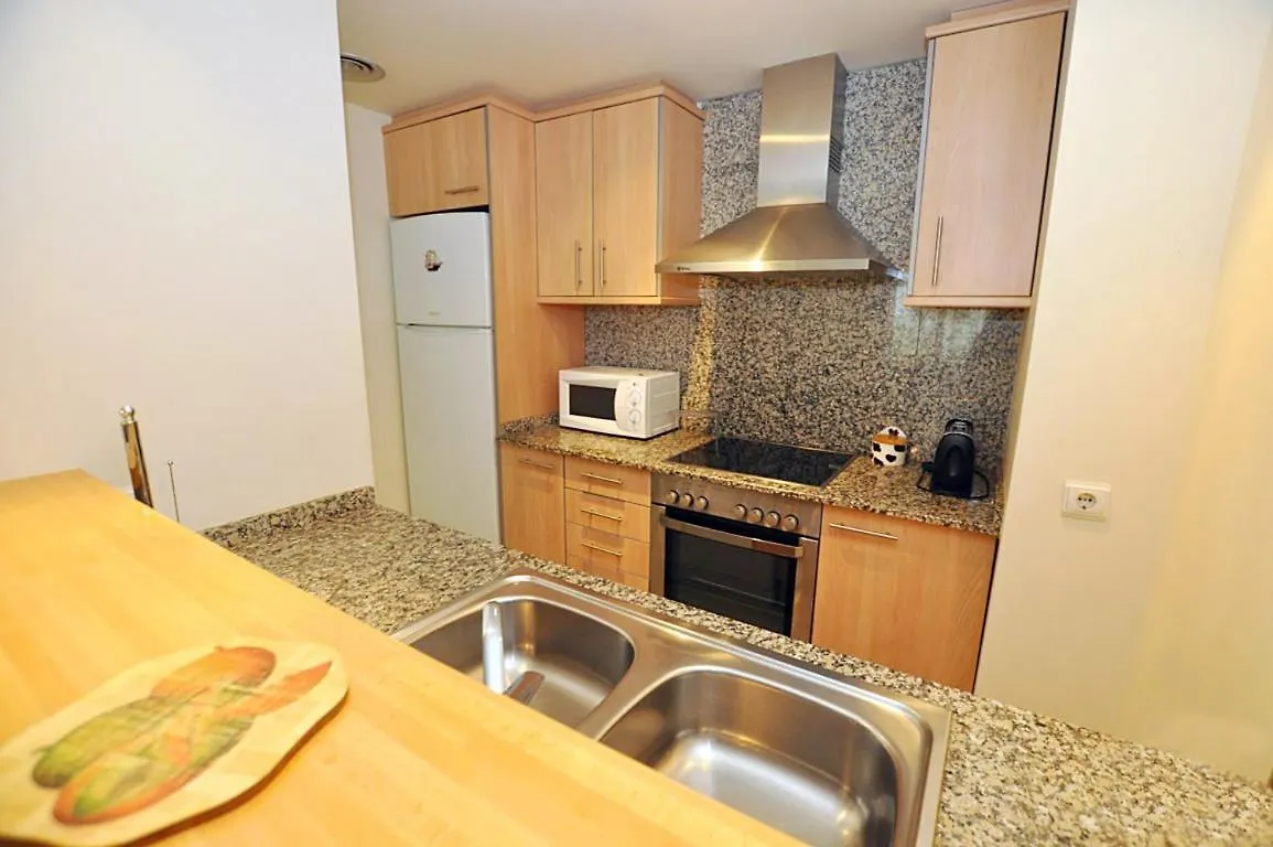 Apartament 1006 Mileni II 50M Playa - Apivend Immo Roses