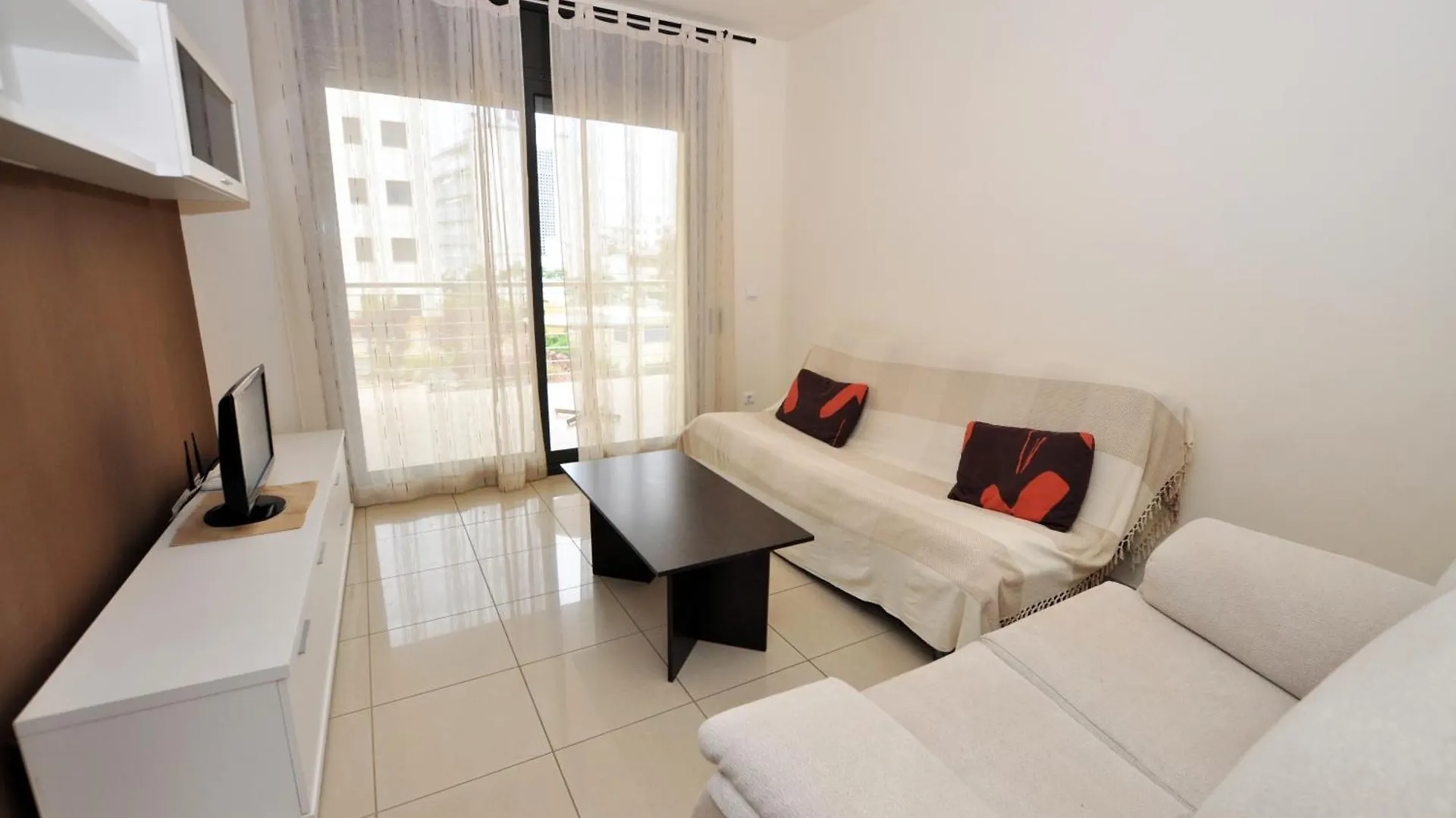 Apartament 1006 Mileni II 50M Playa - Apivend Immo Roses