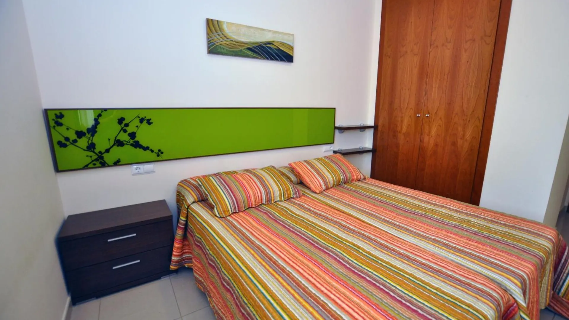 Apartament 1006 Mileni II 50M Playa - Apivend Immo Roses